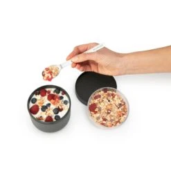Brabantia Make En Take Yoghurtbeker 0,5 Liter Donkergrijs -Beste Keukenartikelen Winkel 102 4180 4 1